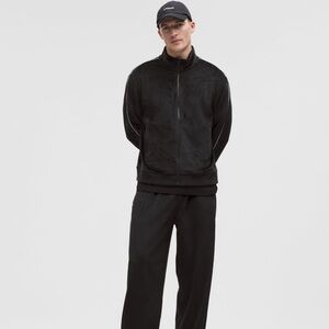 NWT Lululemon Men’s Velour Full zip Jacket Size M Black